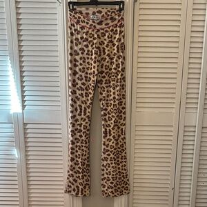 Leopard Print I am Gia xs comfy pants.   Pair with pink or brown top.
